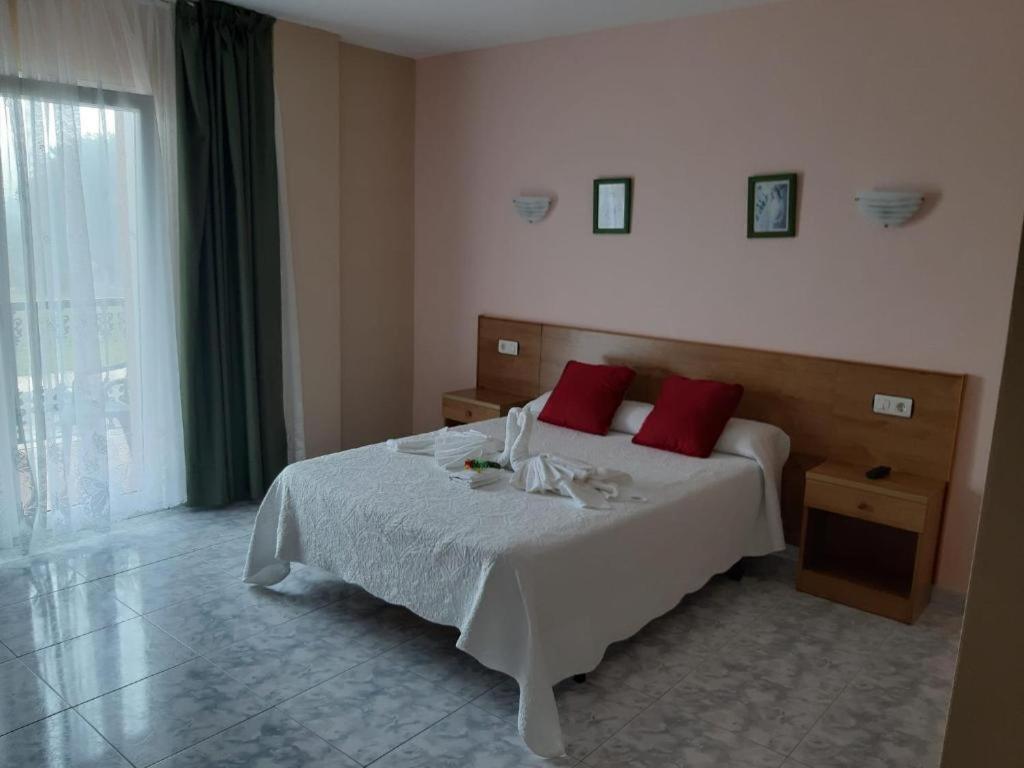 Hotel Campestre Chamuinas بونتيفيذرا الغرفة الصورة