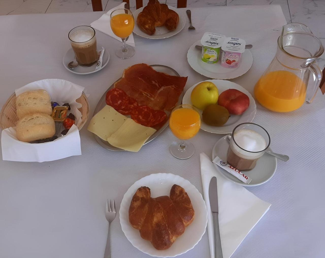 Hotel Campestre Chamuinas بونتيفيذرا المظهر الخارجي الصورة